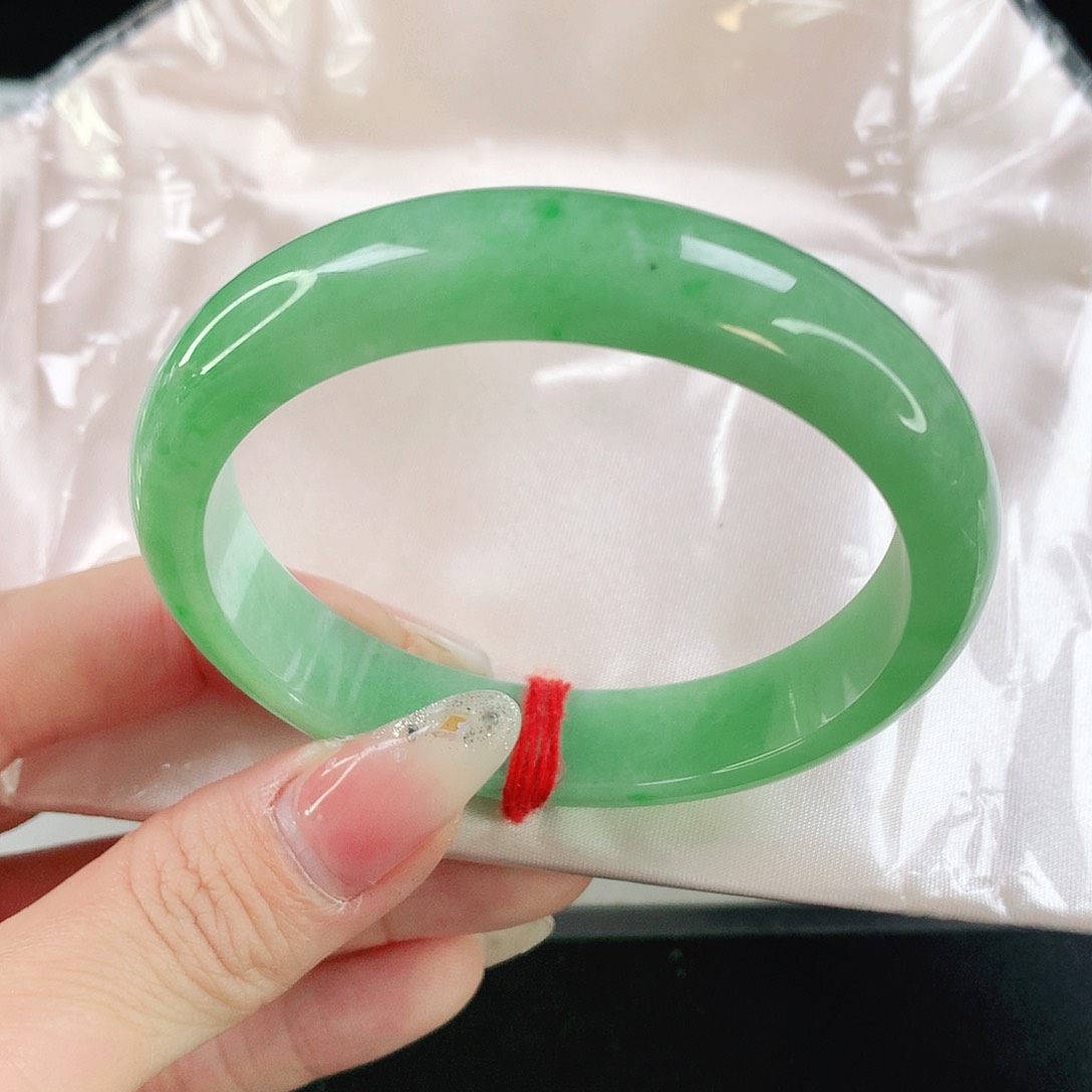 翡翠手镯未镶嵌1831翡翠