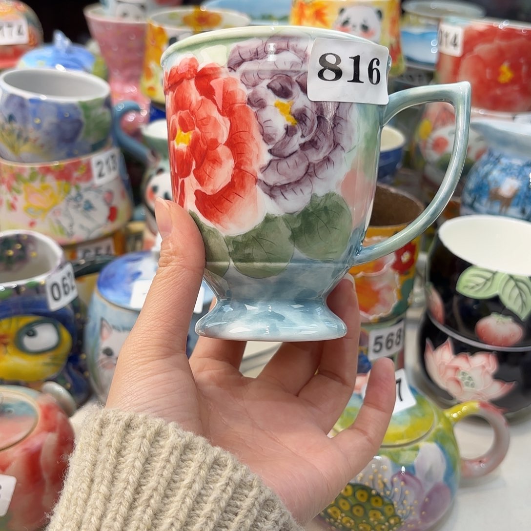 瓷片兔兔好可爱呀打