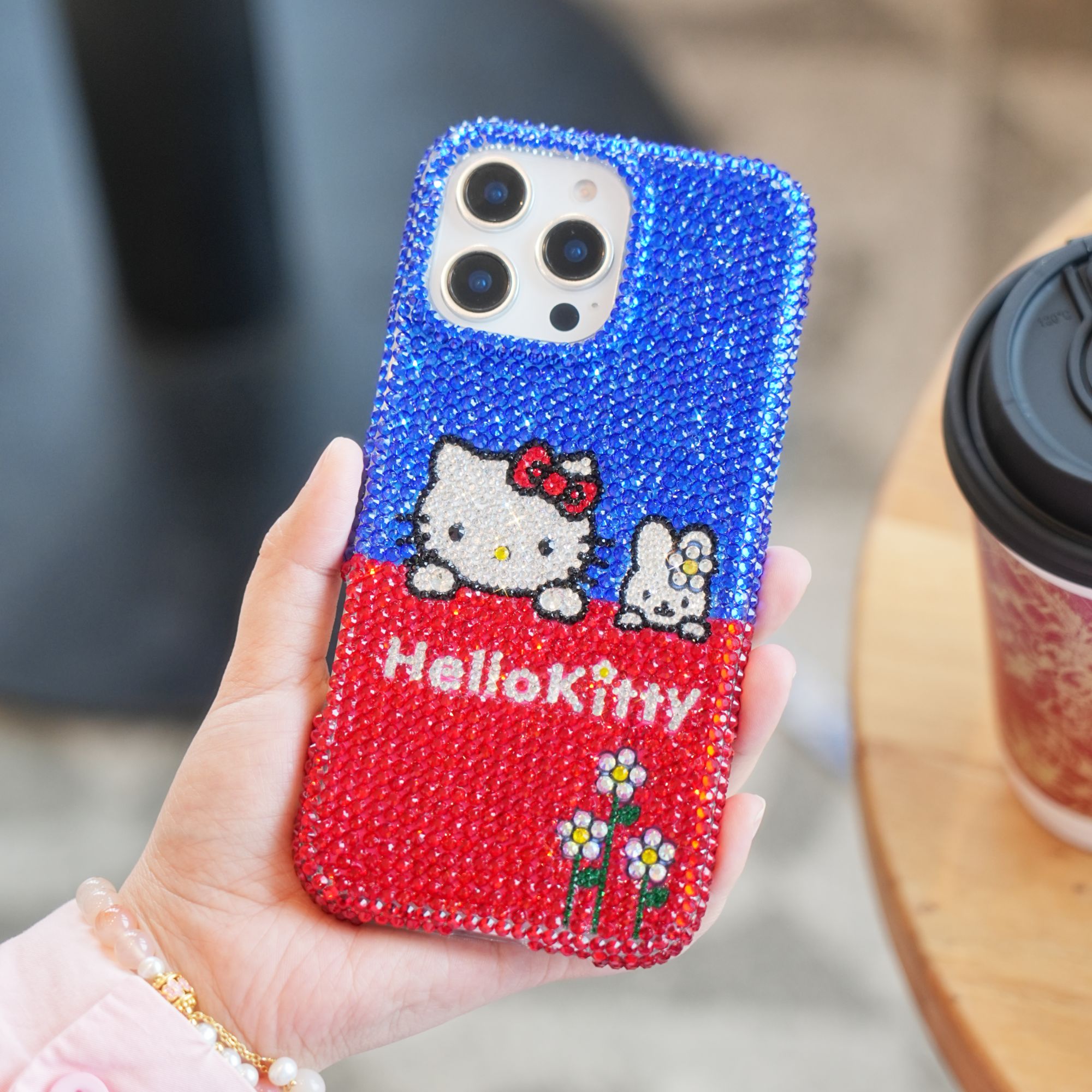拼色hello Kitty手工满钻手机壳适用苹果16promax卡通闪钻苹果15