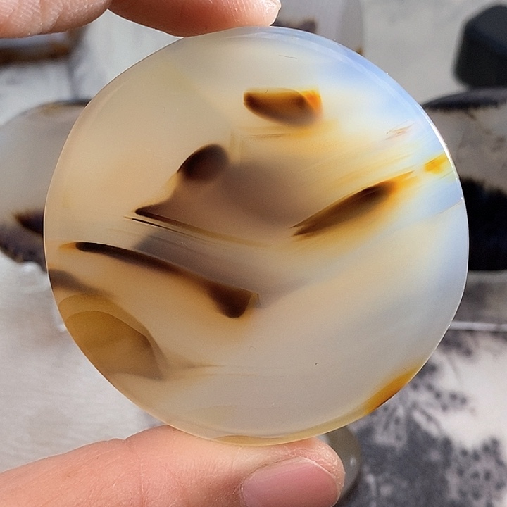 玛瑙/玉髓颈饰未镶嵌