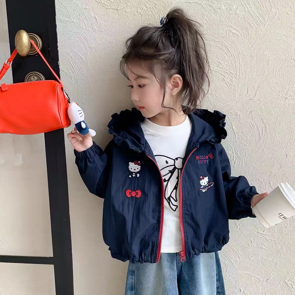 女童外套2025秋装新款儿童洋气时髦kt猫衣服女宝宝秋季连帽上衣潮