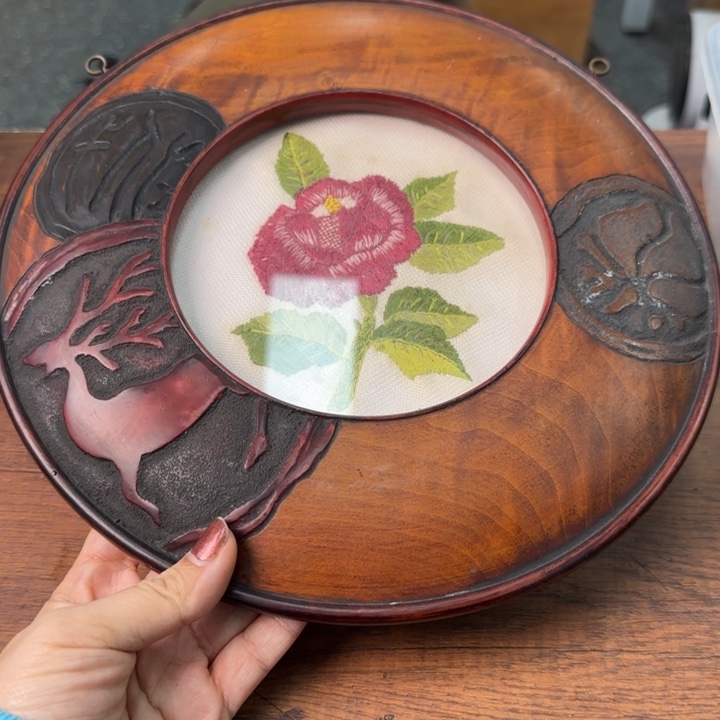 一个陶瓷物件哈哈哈哈