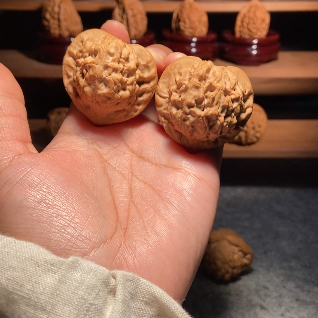 脆****核桃手串/手链大耳朵图图无修全品红皮40（不退换）