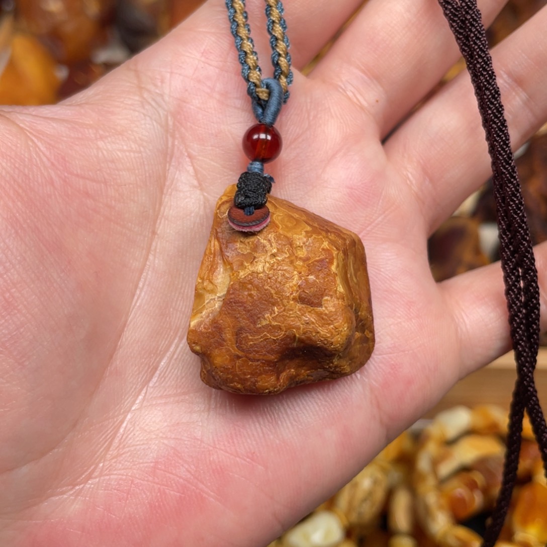 蜜蜡珠宝奇石未镶嵌