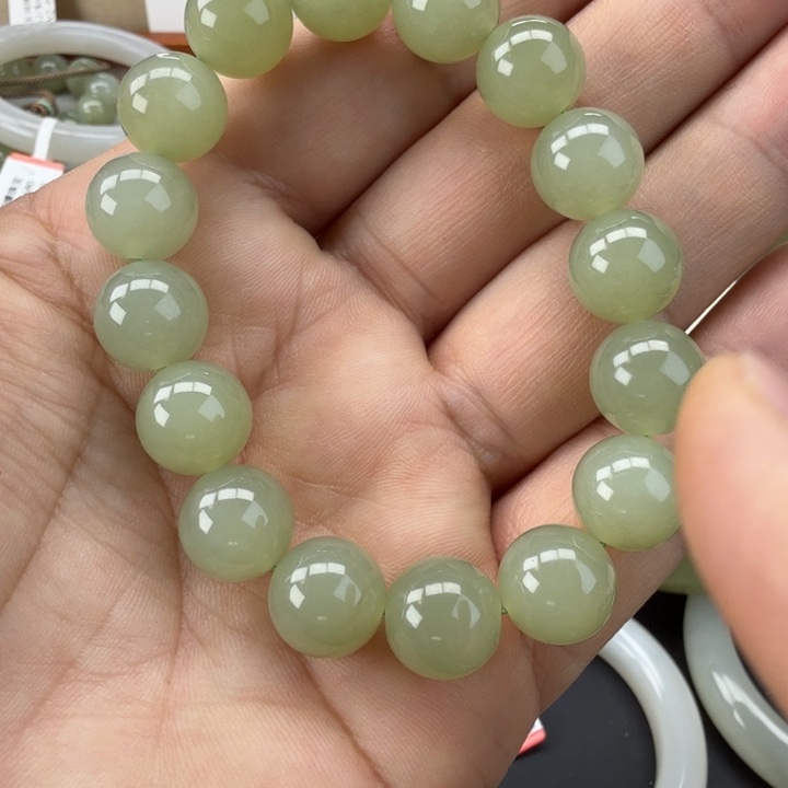 和田玉未镶嵌手链