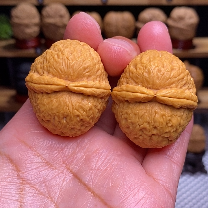 文玩核桃吊坠石奎元宝2