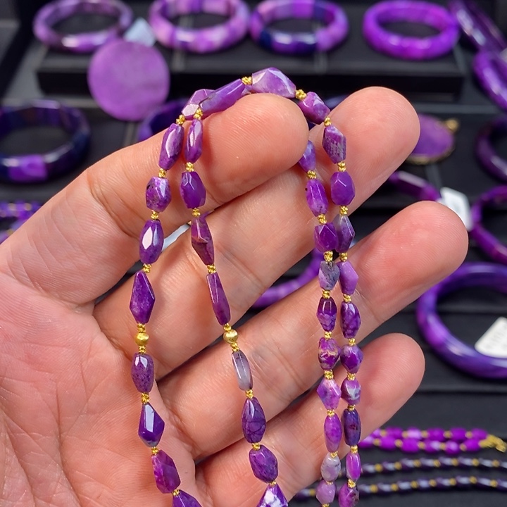 苏纪石（舒俱来）项链18K金镶嵌