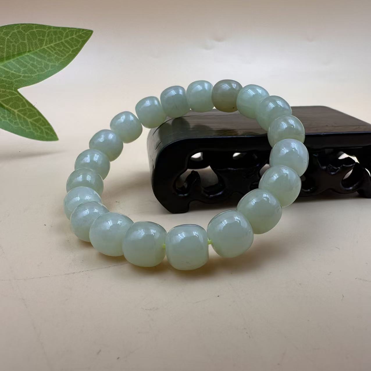 A534 和田玉手串 M5468067