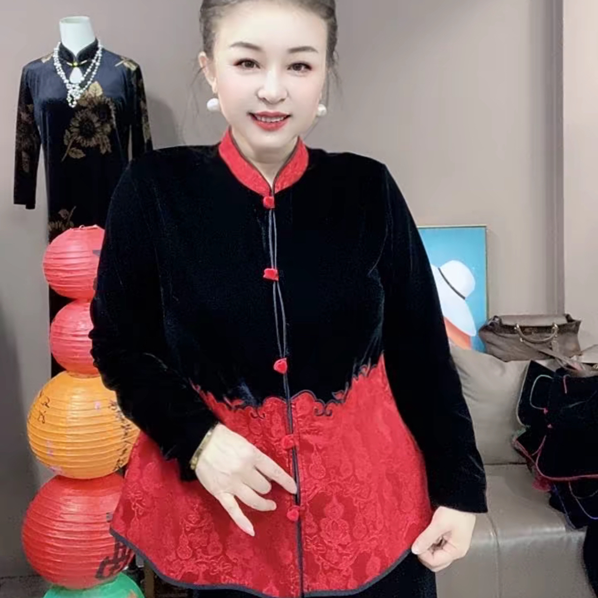 66250916丝绒拼接刺绣国风小衫