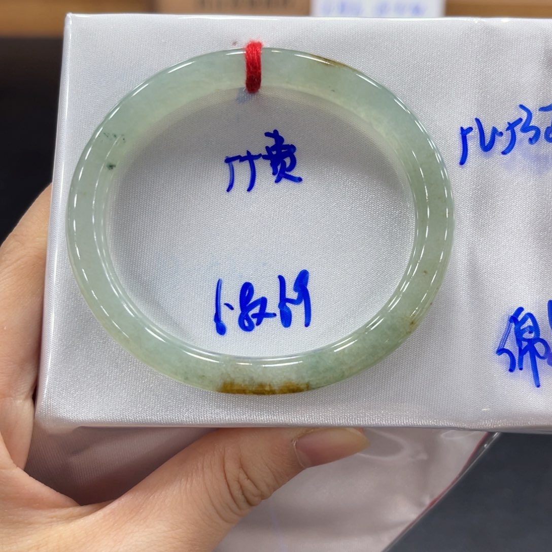 未镶嵌手镯翡翠翡翠