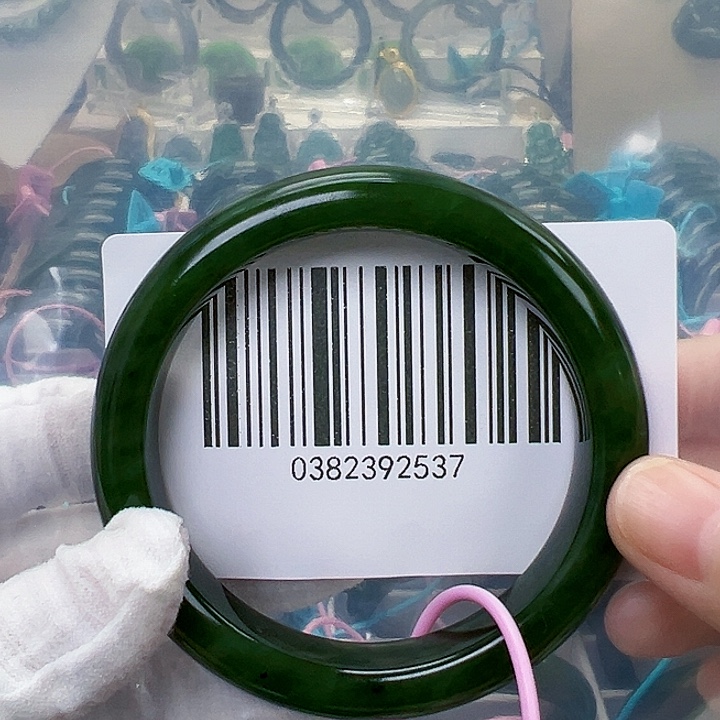 未镶嵌手镯和田玉微瑕58