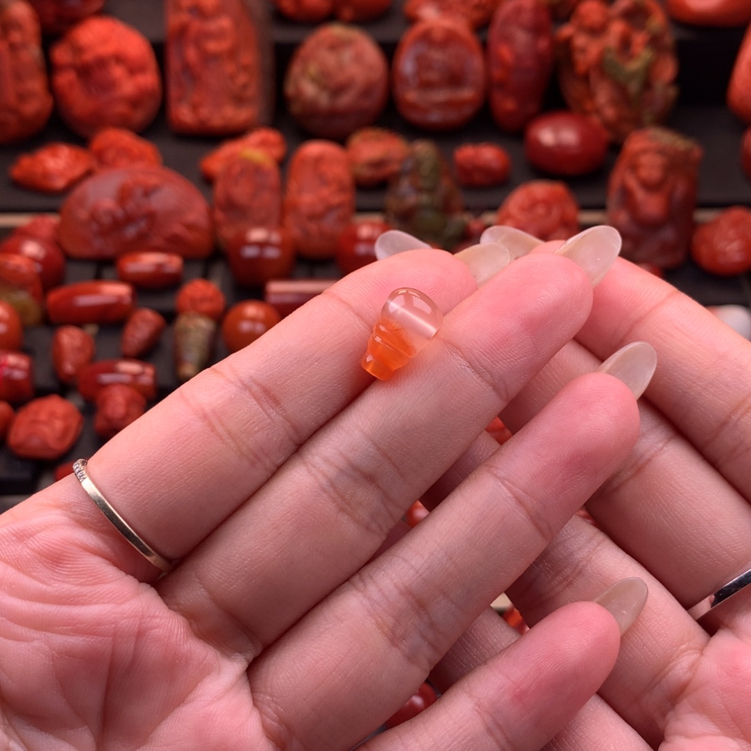 南红玛瑙未镶嵌冰飘三通8.3mm