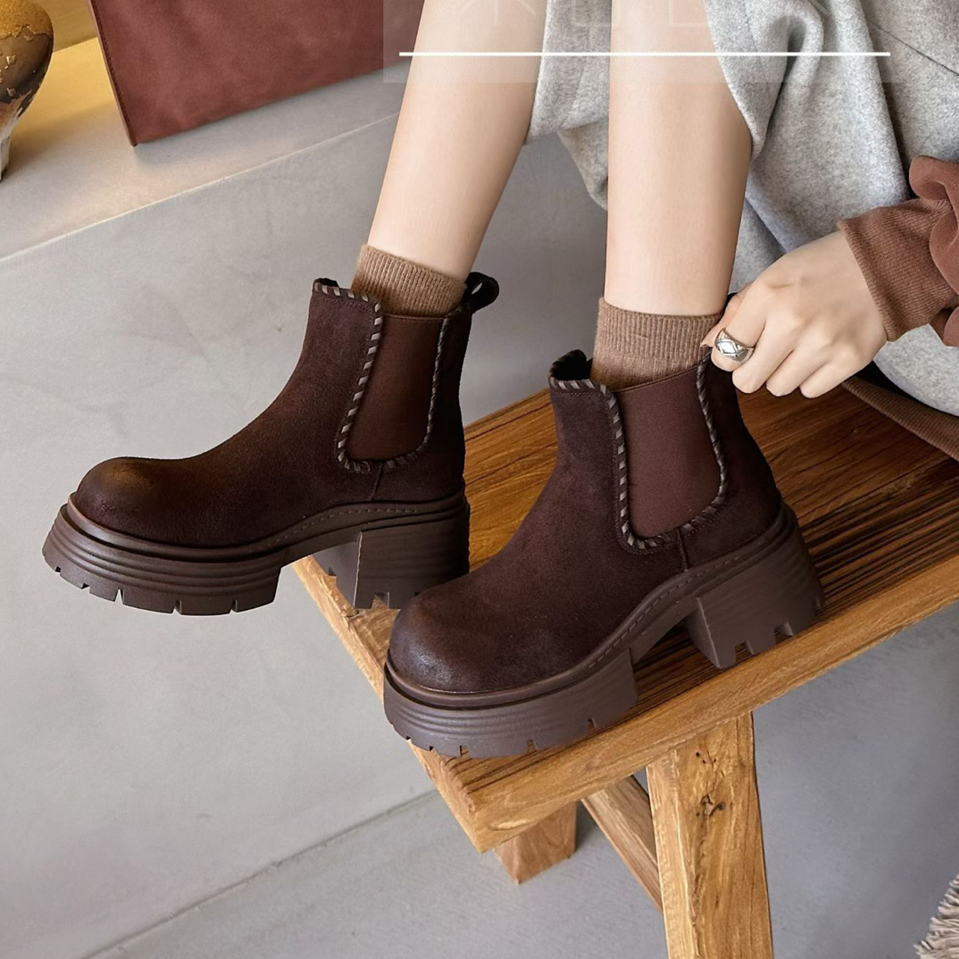 2025年木古古木新款靴子