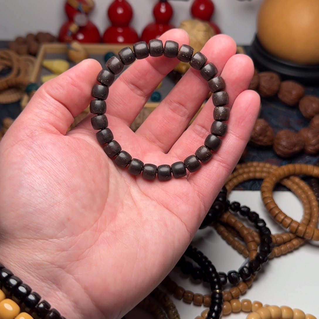 【闪购商品】椰蒂吊坠98椰蒂直切