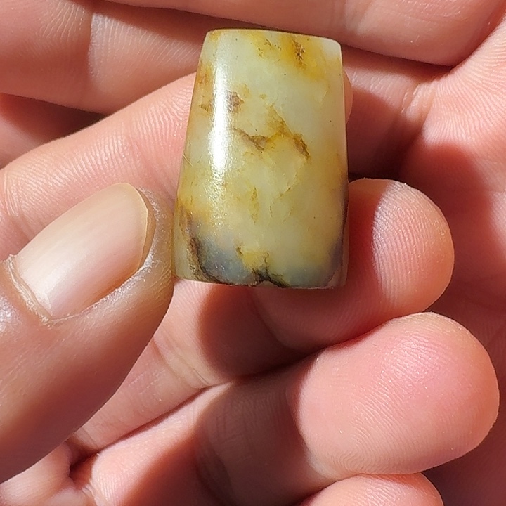 和田玉未镶嵌珠宝奇石