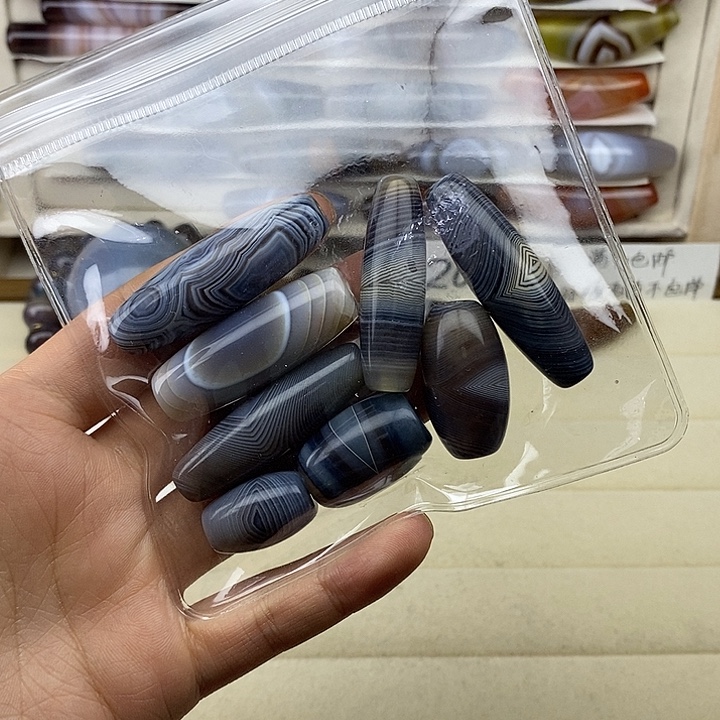 多****玛瑙/玉髓合金颈饰