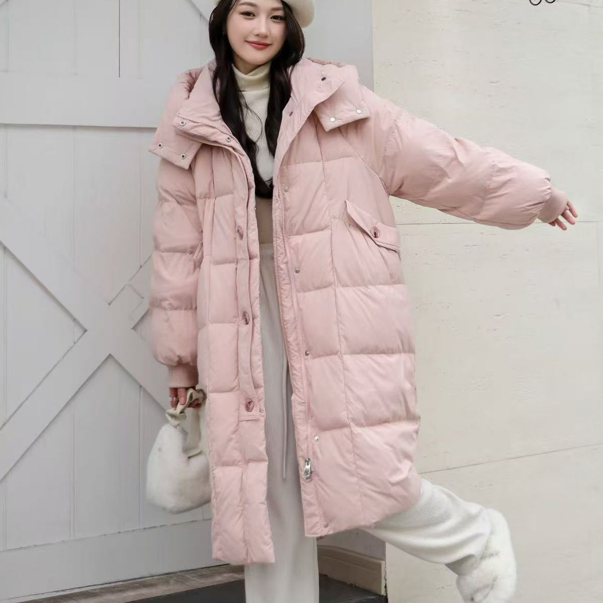 连帽大码羽绒服女2025新款冬季韩系长款过膝高级感宽松加厚外套女