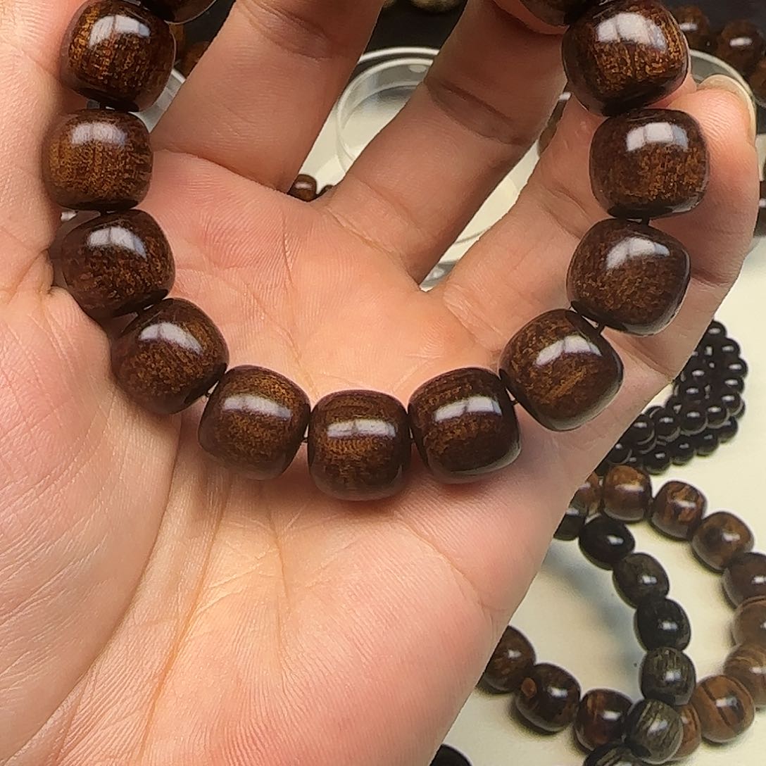 贡木手串/手链阿*贡木手串