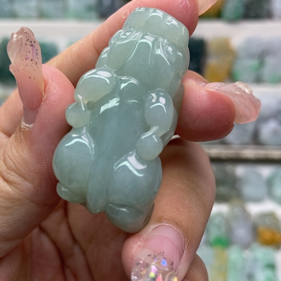 吊坠(赠链)未镶嵌翡翠