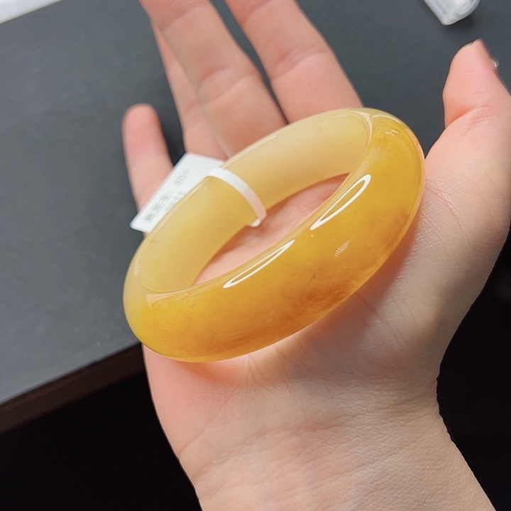 石英质玉手镯未镶嵌120-60