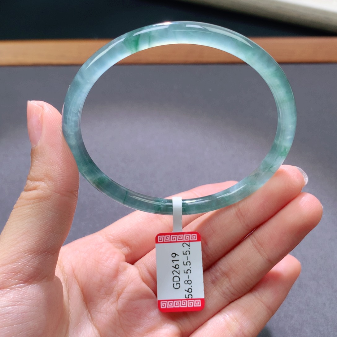 翡翠手镯未镶嵌天然翡翠手镯叮当镯