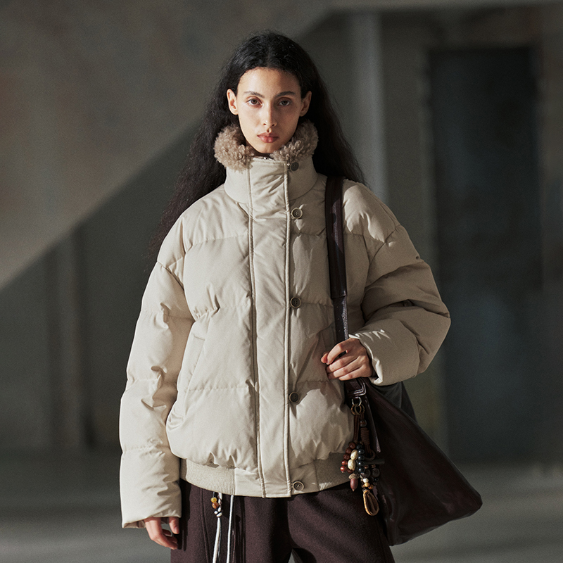 半圆女装[运动]2025秋冬宽松休闲立领中长款绗缝羽绒服D59111044