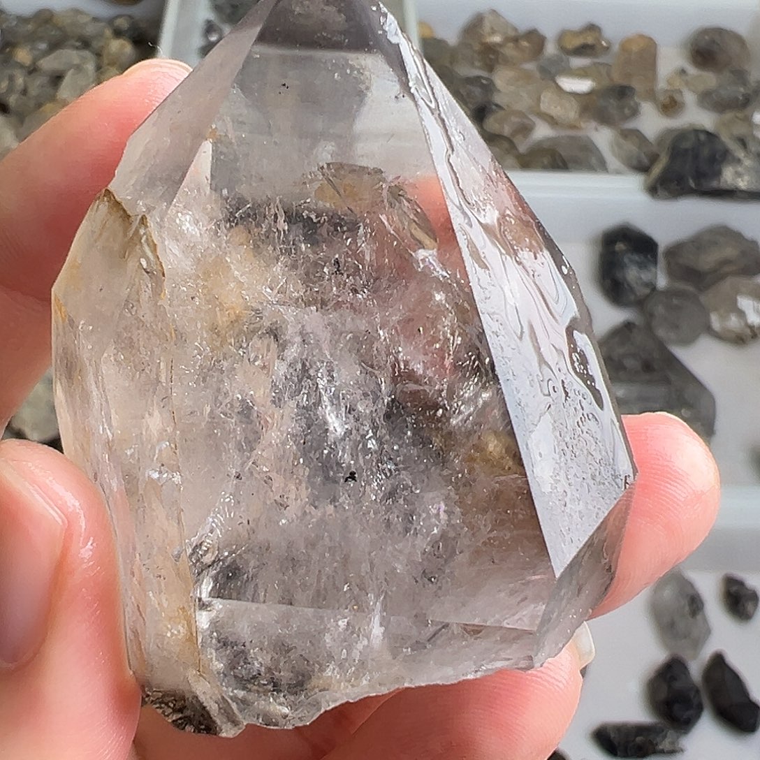 水晶未镶嵌珠宝半成品18