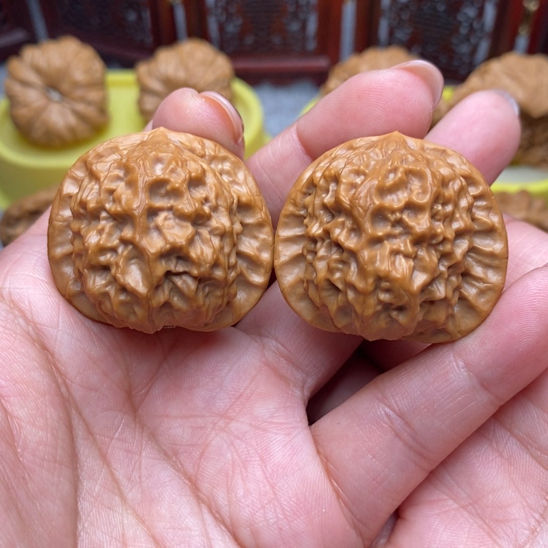 文玩核桃把件瓷娃娃37