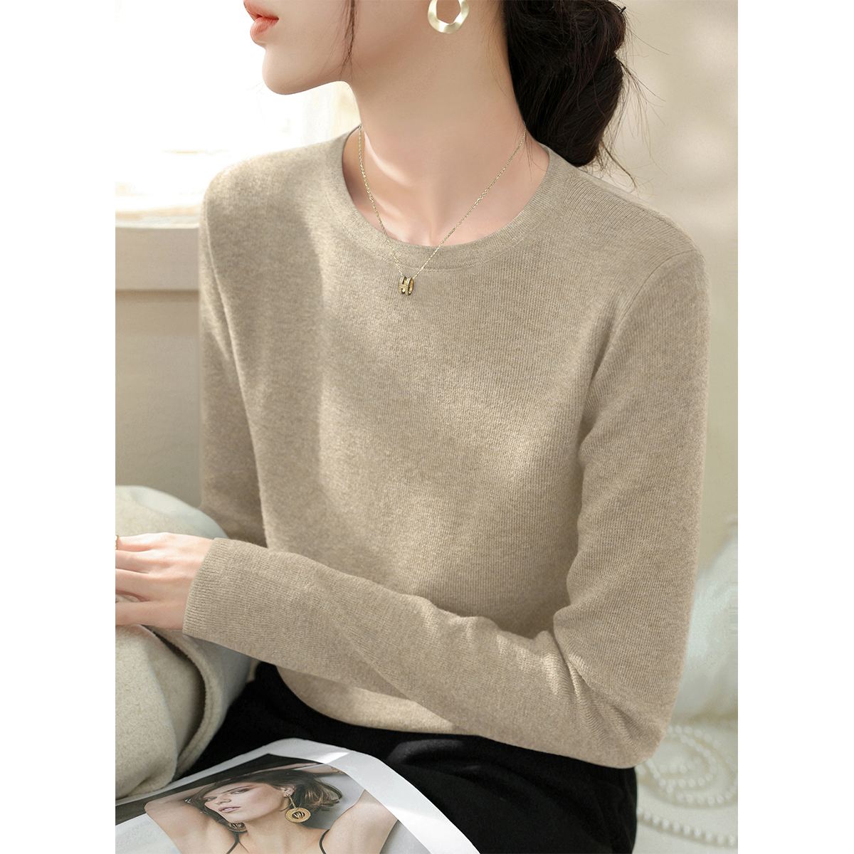 2025年早秋季气质圆领打底上衣女新款套头百搭修身显瘦内搭针织衫
