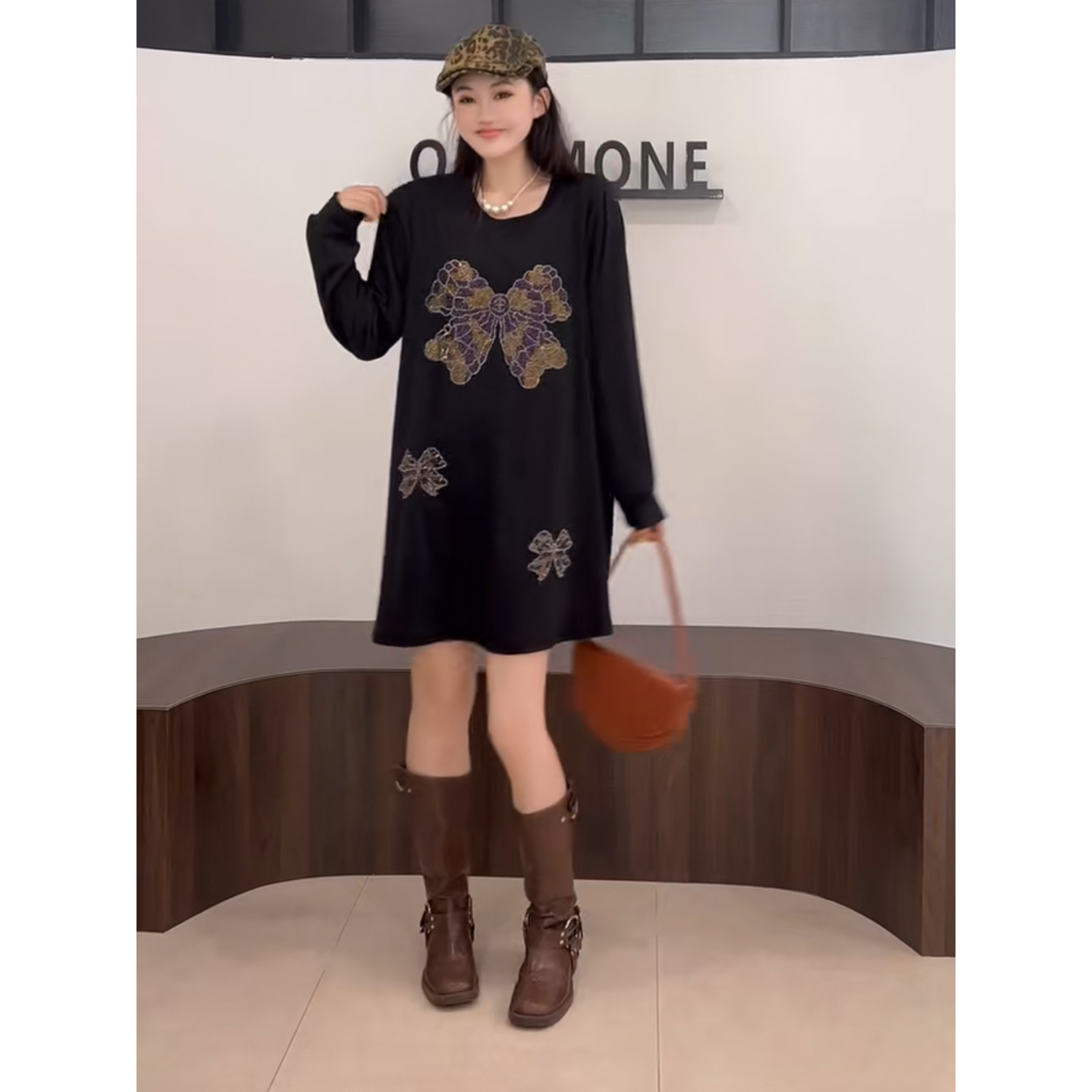 【胡小肥】11秋季显瘦大码连衣裙9654遮肉微胖宽松新款通勤百搭时尚