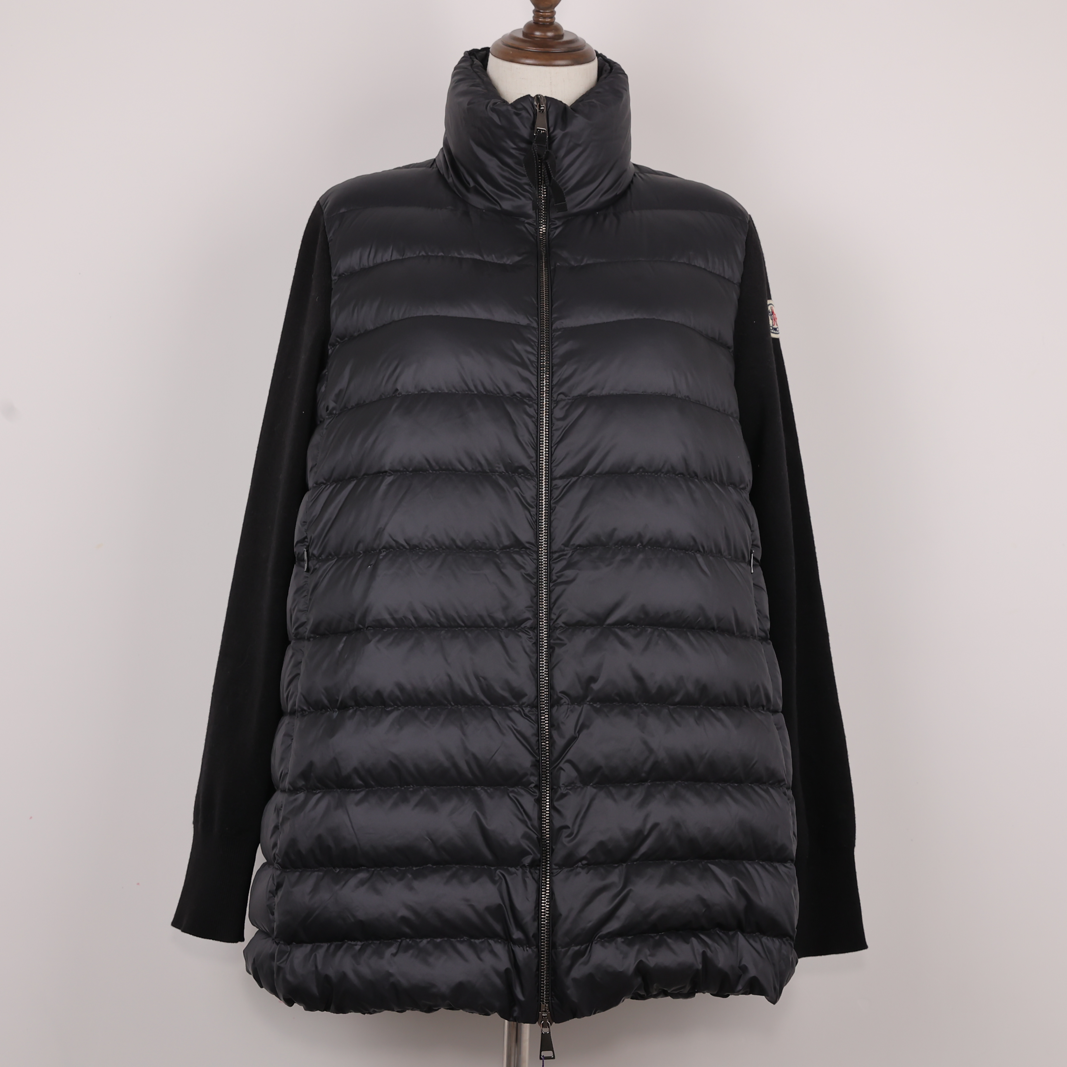 99新 MONCLER 羽绒/25110776针织毛衣拼接羽绒服M码立领冬季外套