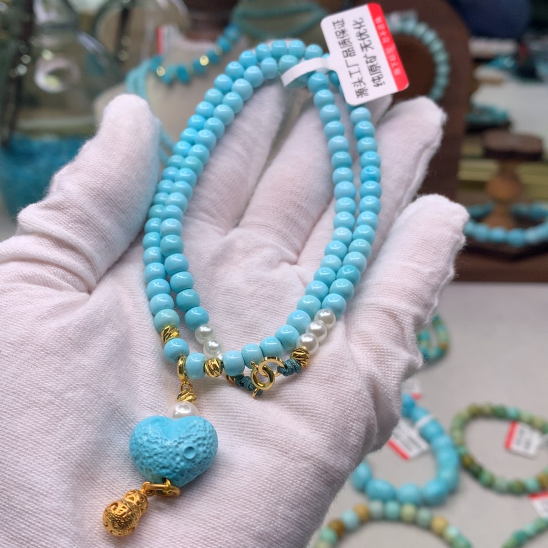 绿松石配饰未镶嵌