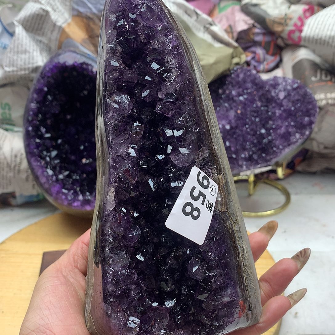 紫晶大型摆件（非配饰）未镶嵌