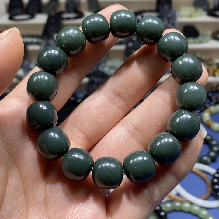 和田玉未镶嵌手链