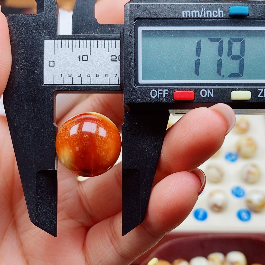 琥珀未镶嵌裸石蜜蜡微瑕