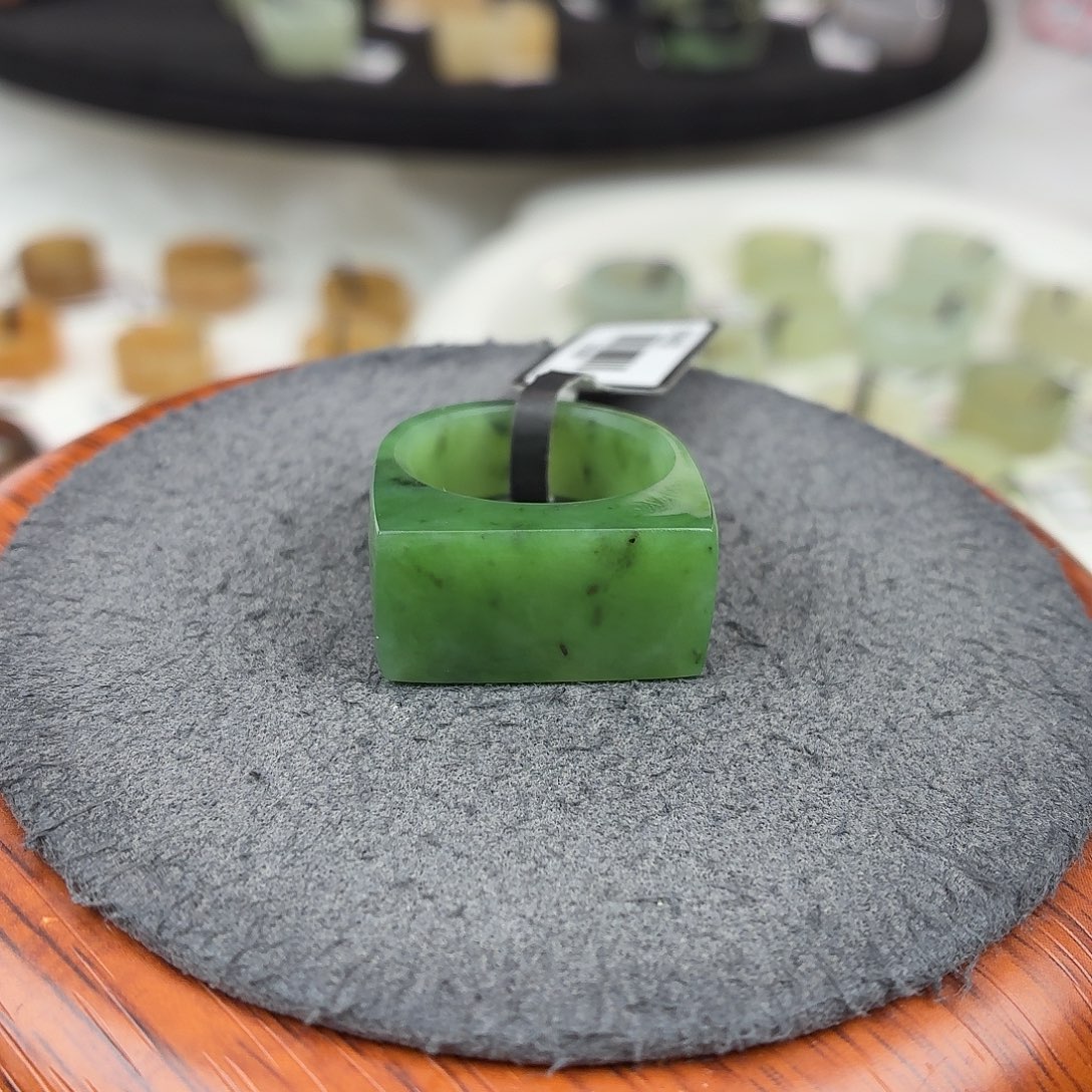 和田玉未镶嵌戒指b7碧玉马鞍18