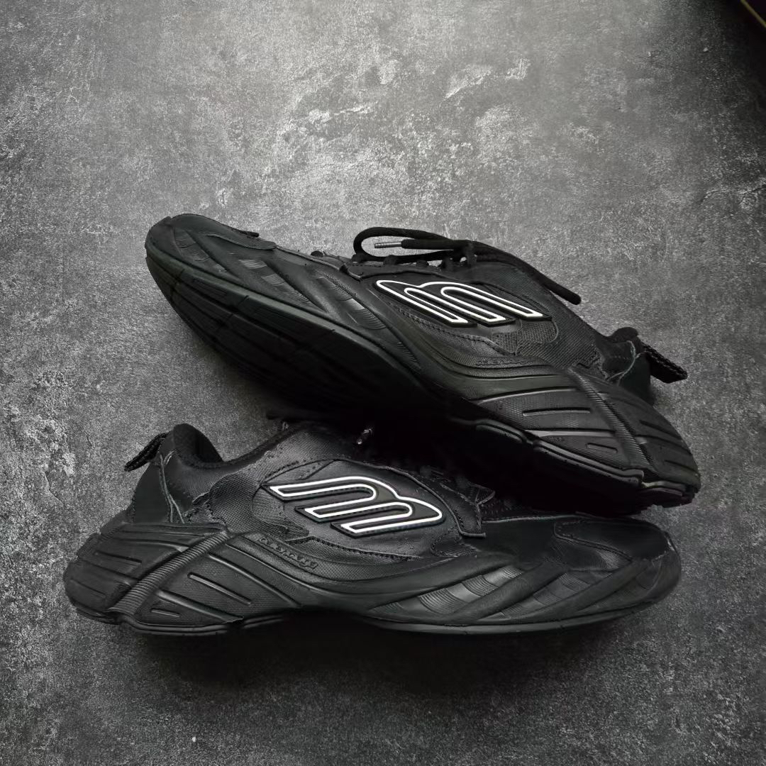 99新 Balenciaga/巴黎世家 40码 MONDAY 黑 鞋