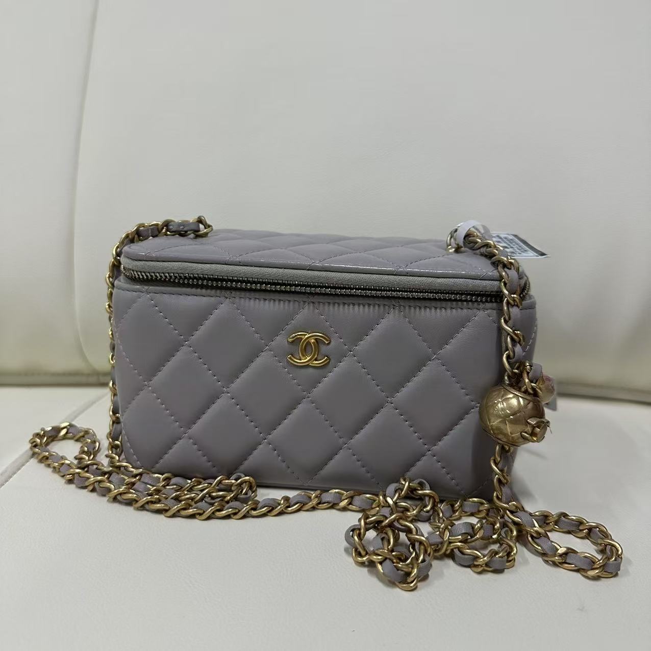 95新 Chanel/香奈儿 香奈儿灰色盒子金球单间包/非真假不退补不换