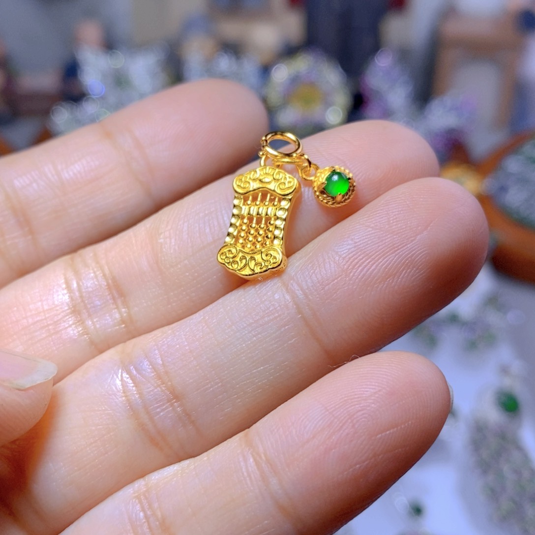 翡翠耳钉银S925镶嵌天然翡翠