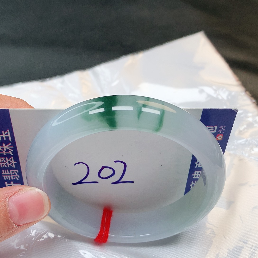 翡翠手镯未镶嵌202号