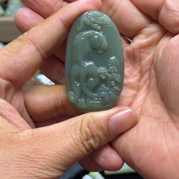 和田玉（糖玉）未镶嵌挂件