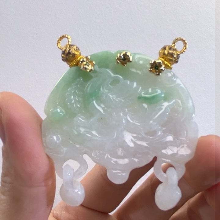 翡翠吊坠(赠链)未镶嵌代编织