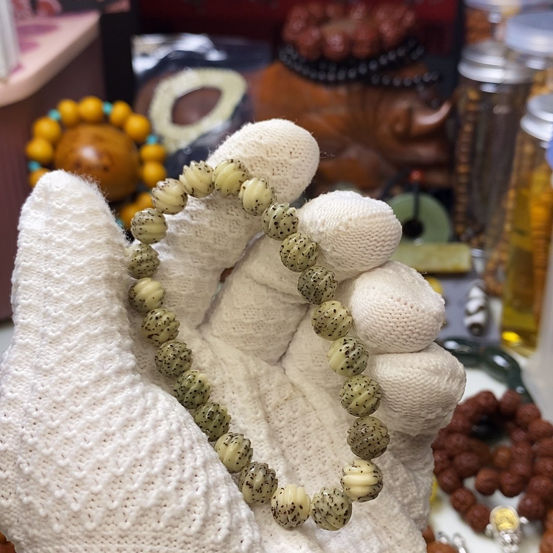 星月菩提手串精品雕刻留白