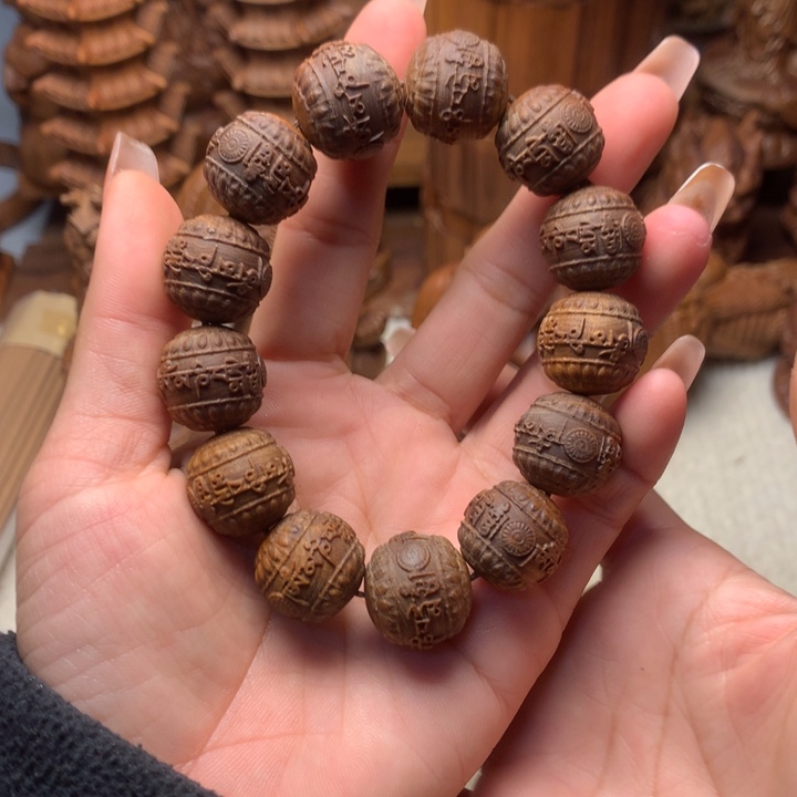 檀香木其他老山檀香手把件