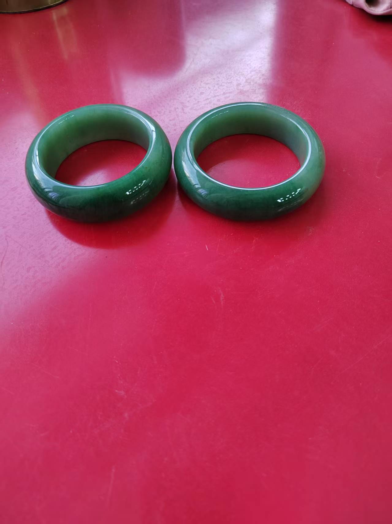 无品牌佘太翠玉石时尚手镯