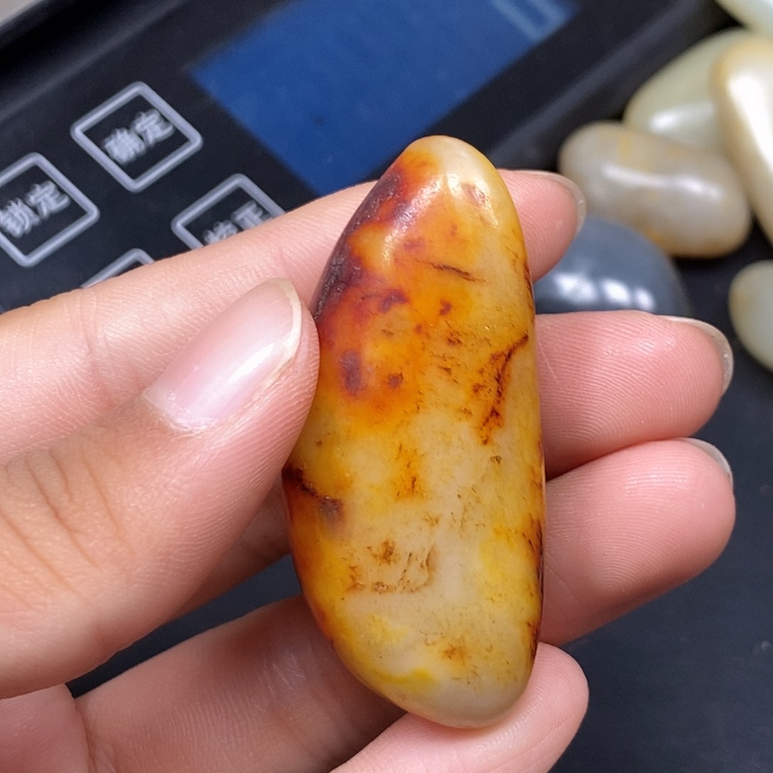 和田玉（糖玉）未镶嵌挂件