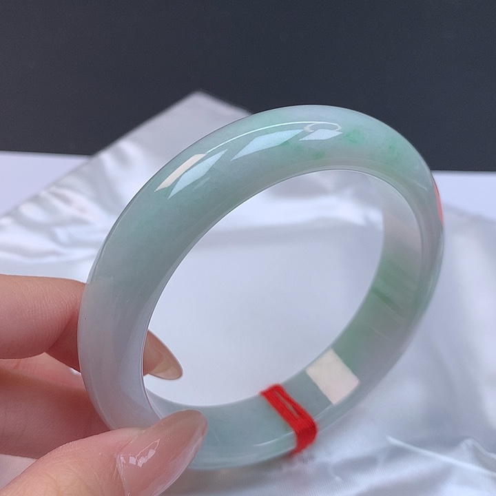 翡翠未镶嵌手镯57