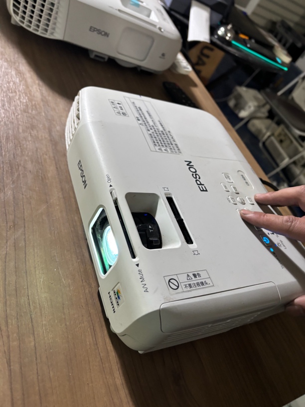 9新 Epson/爱普生 二手 爱普生投影仪 运费自理