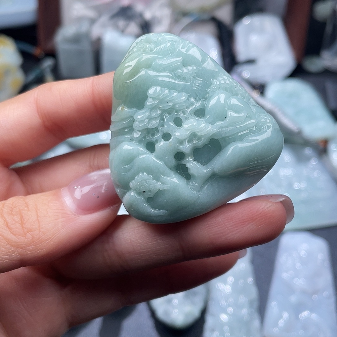 翡翠未镶嵌颈饰翡翠