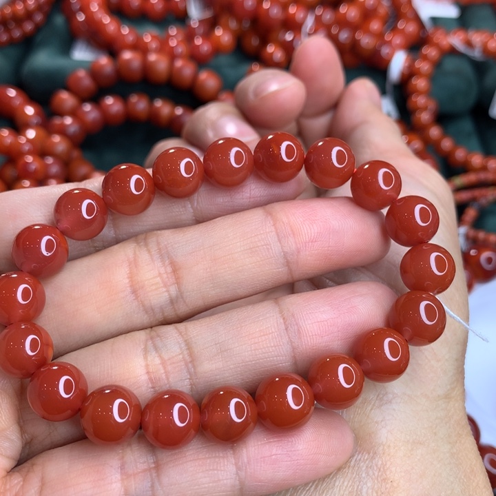 南红玛瑙手串未镶嵌